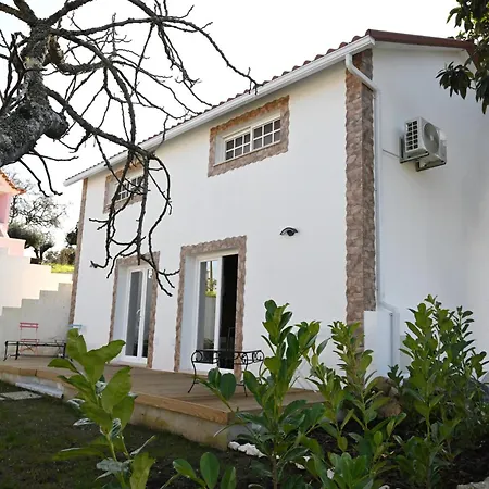 Ferienhaus Refúgio Tílias *